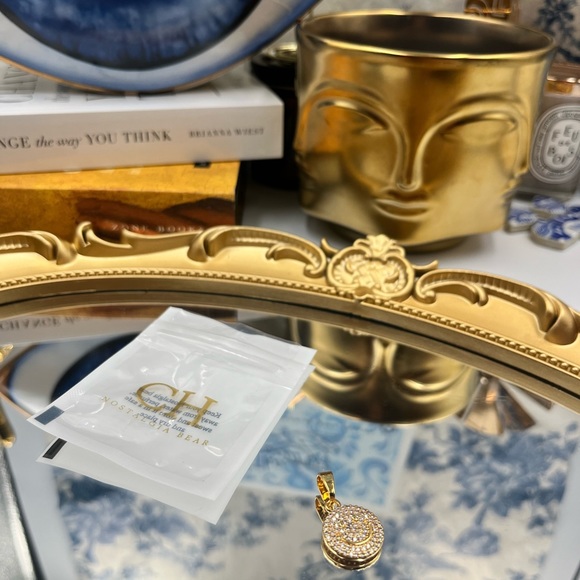 🆕 CRYSTAL HAZE 🧿 BNWT Smiley Face Pendant - Picture 3 of 13